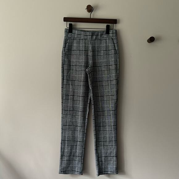 crosby. Pants - CROSBY BLACK AND WHITE PLAID PULL ON PANTS / TROUSERS SIZE SMALL
